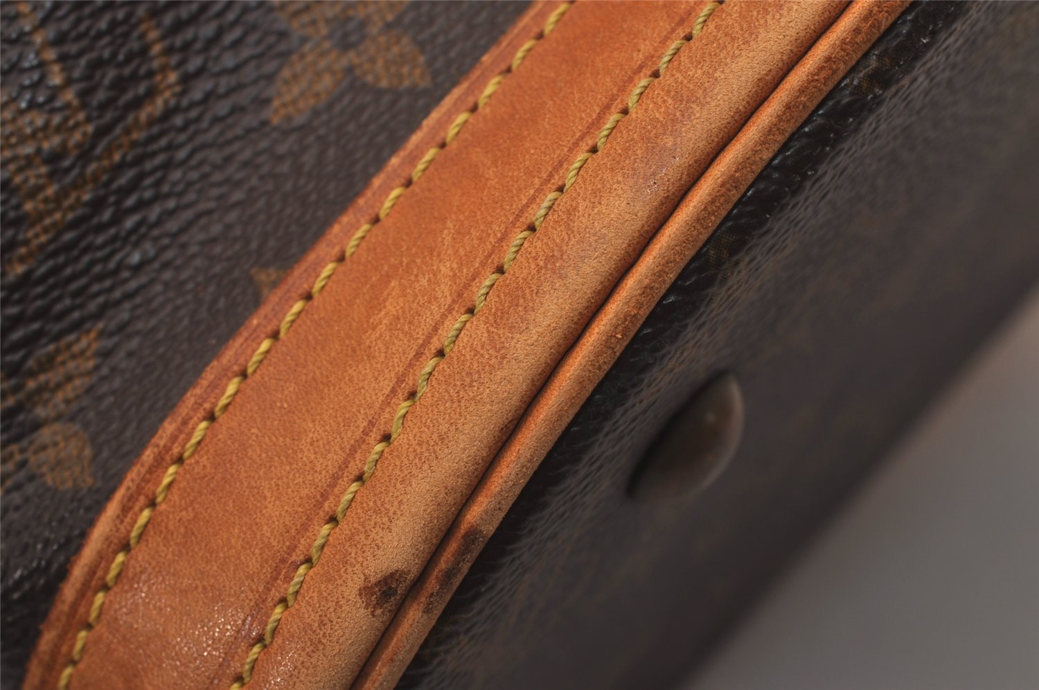 Authentic Louis Vuitton Monogram Bucket PM Shoulder Tote Bag M42238 Junk 5921J