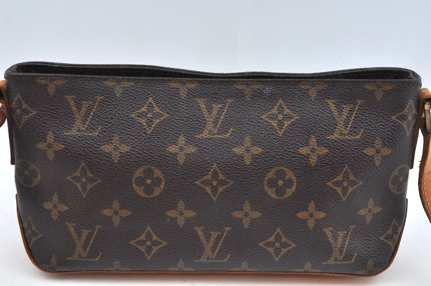 Authentic Louis Vuitton Monogram Trotteur Shoulder Cross Bag M51240 LV 5924J
