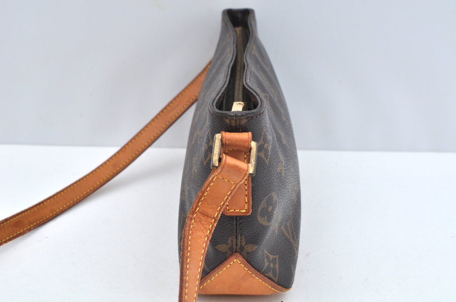Authentic Louis Vuitton Monogram Trotteur Shoulder Cross Bag M51240 LV 5924J