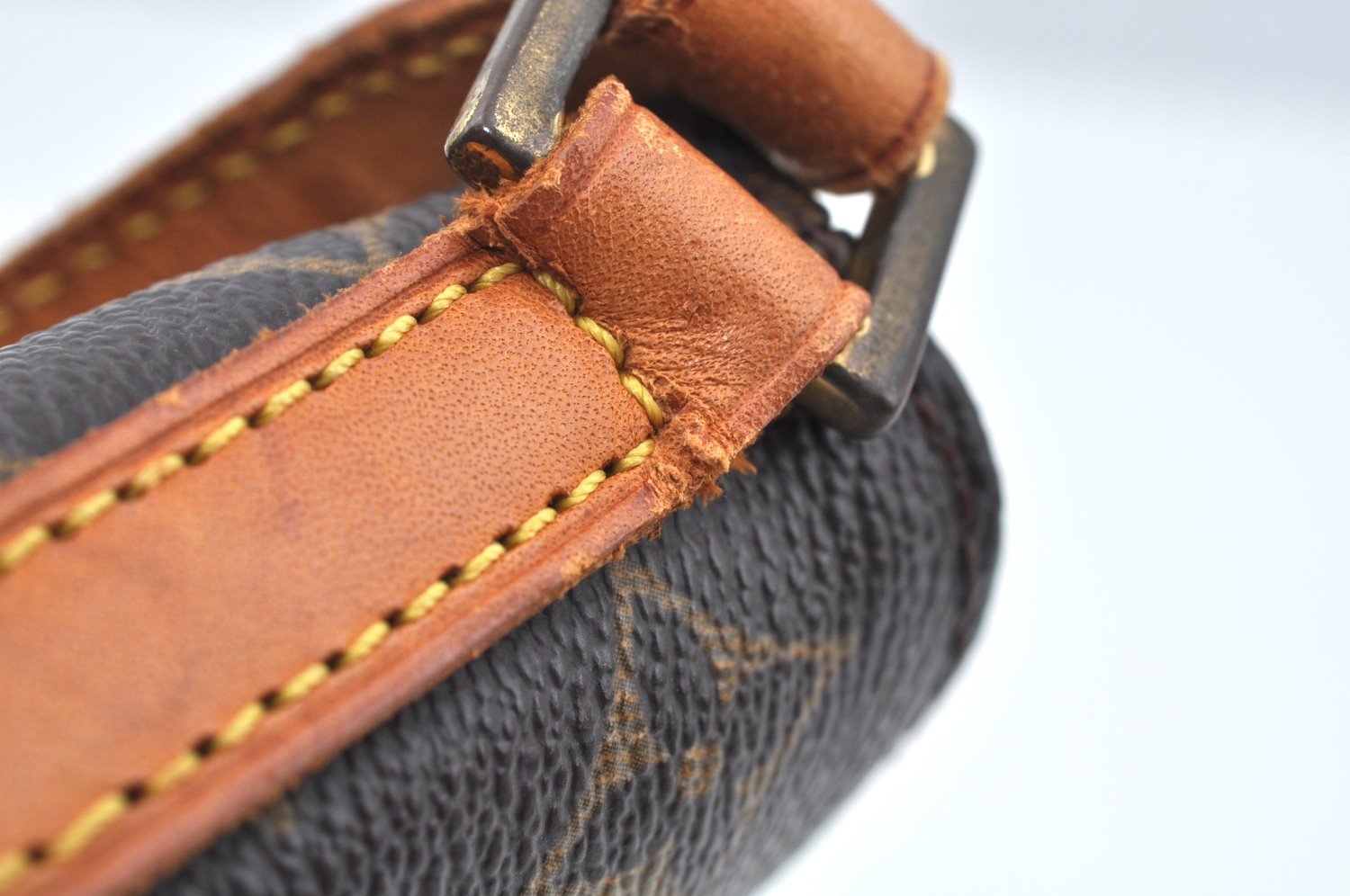 Authentic Louis Vuitton Monogram Trotteur Shoulder Cross Bag M51240 LV 5924J