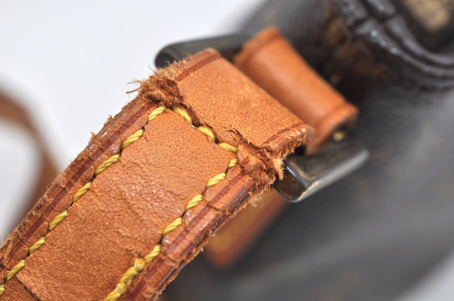 Authentic Louis Vuitton Monogram Trotteur Shoulder Cross Bag M51240 LV 5924J