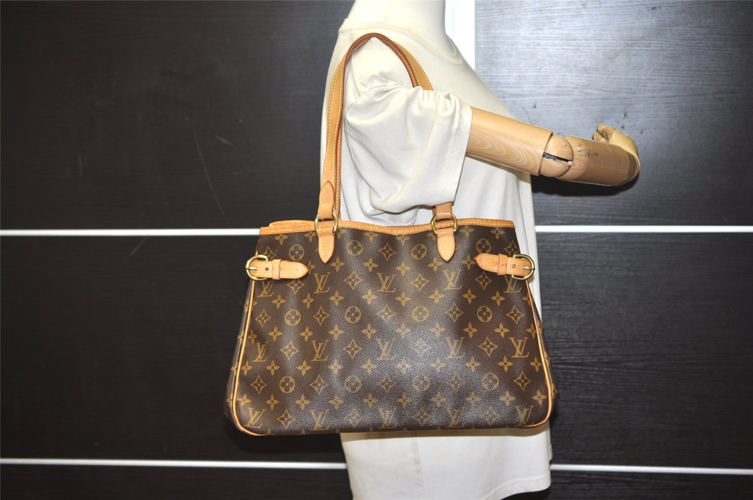 Authentic Louis Vuitton Monogram Batignolles Horizontal Tote Bag M51154 LV 5927J
