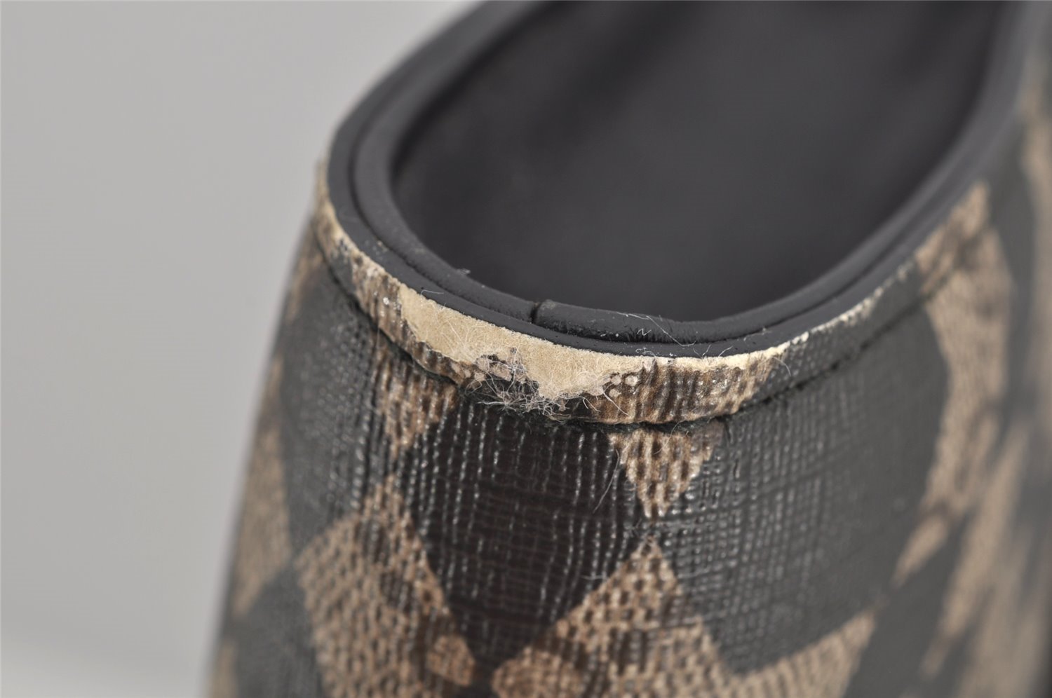 Authentic GUCCI GG Caleido Clutch Documents Case PVC Leather 406725 Black 5930J