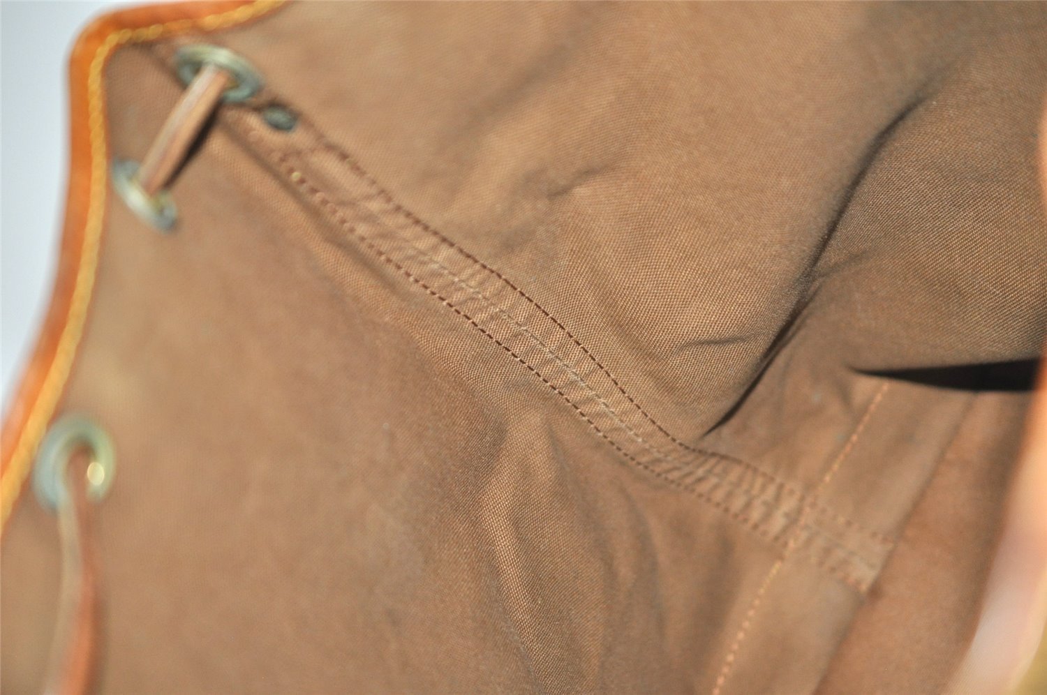 Authentic Louis Vuitton Monogram Noe Shoulder Drawstring Bag M42224 LV 5931J