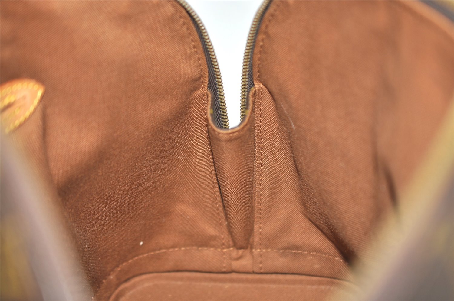 Authentic Louis Vuitton Monogram Alma Hand Bag Purse M51130 LV 5933J