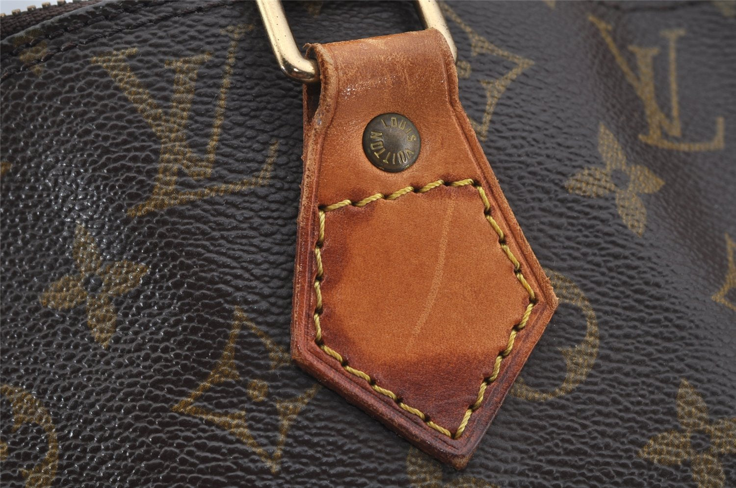 Authentic Louis Vuitton Monogram Alma Hand Bag Purse M51130 LV 5935J