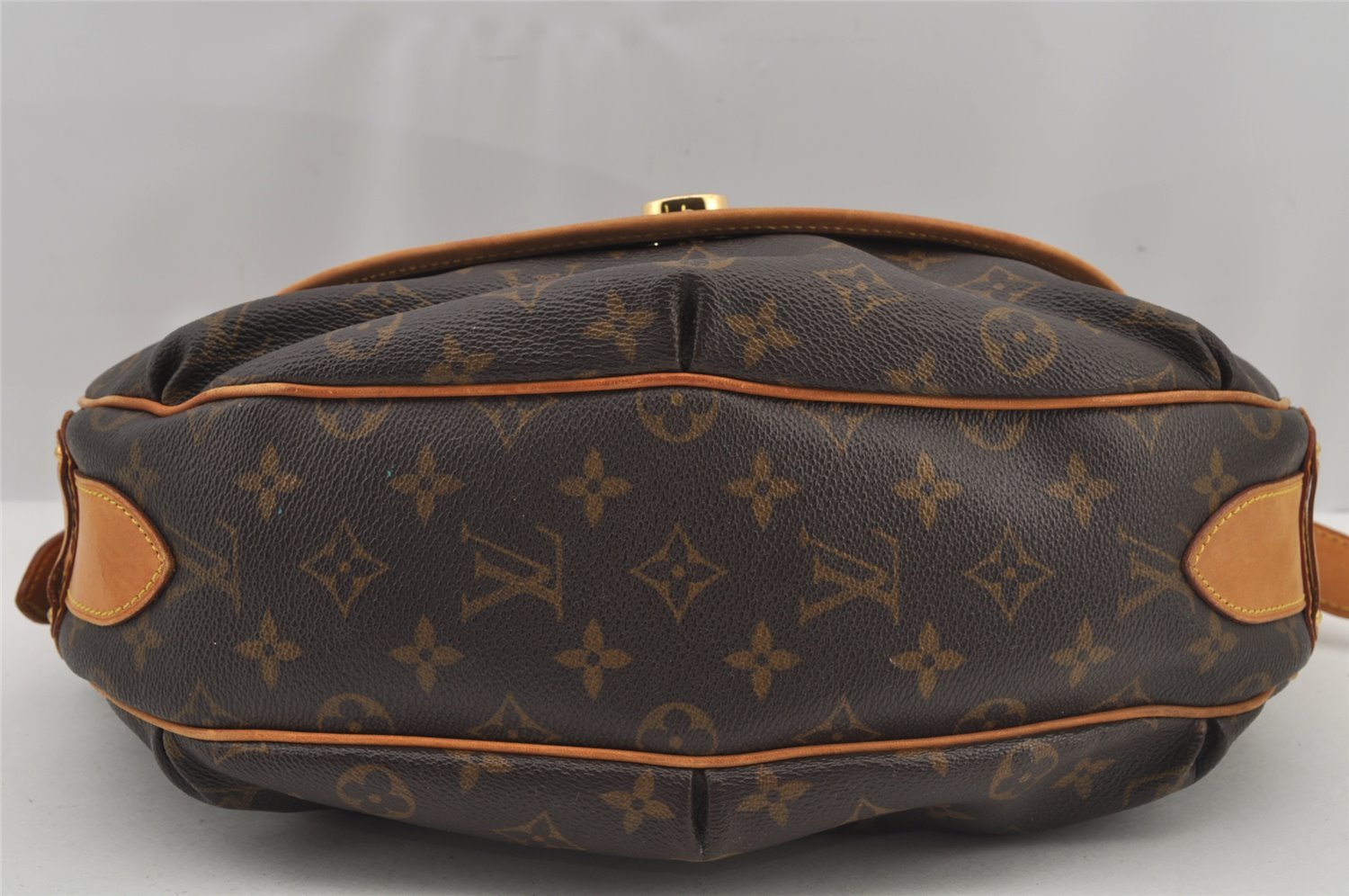 Authentic Louis Vuitton Monogram Tulum GM Shoulder Cross Bag M40075 LV 5938J