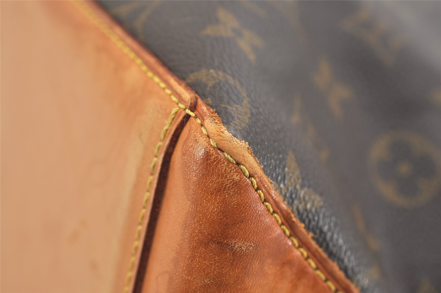 Authentic Louis Vuitton Monogram Cabas Mezzo Shoulder Tote Bag M51151 LV 5939J