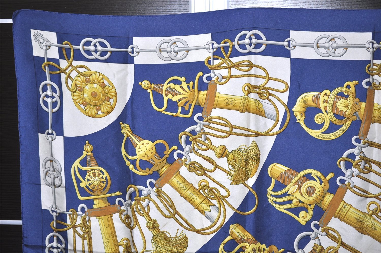 Authentic HERMES Carre 90 Scarf 