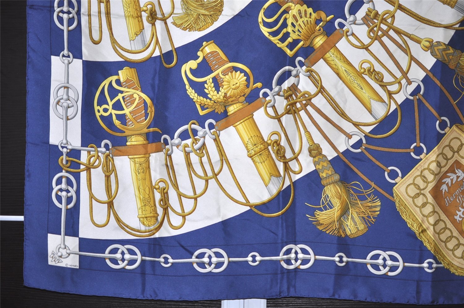 Authentic HERMES Carre 90 Scarf 