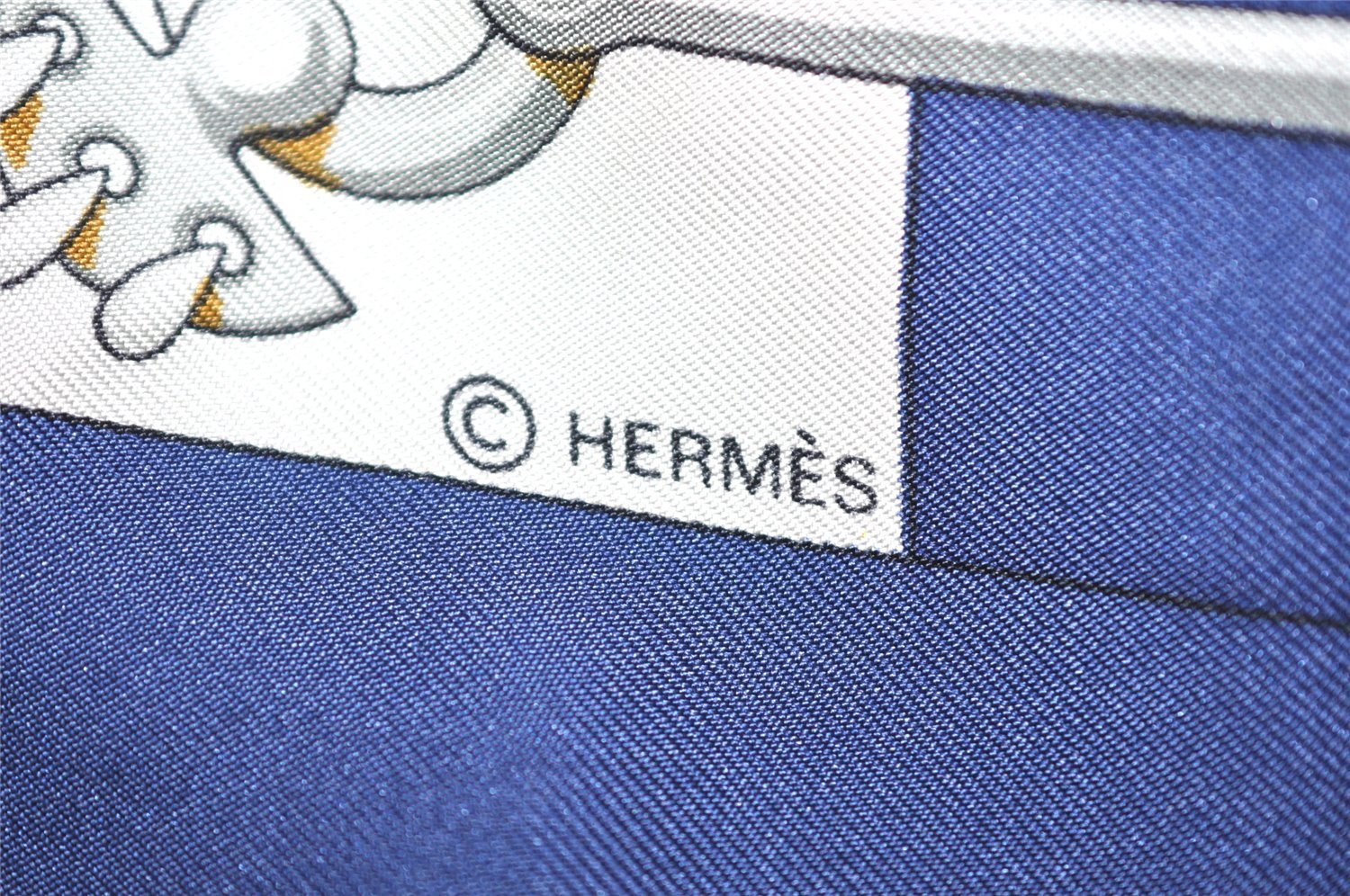 Authentic HERMES Carre 90 Scarf 