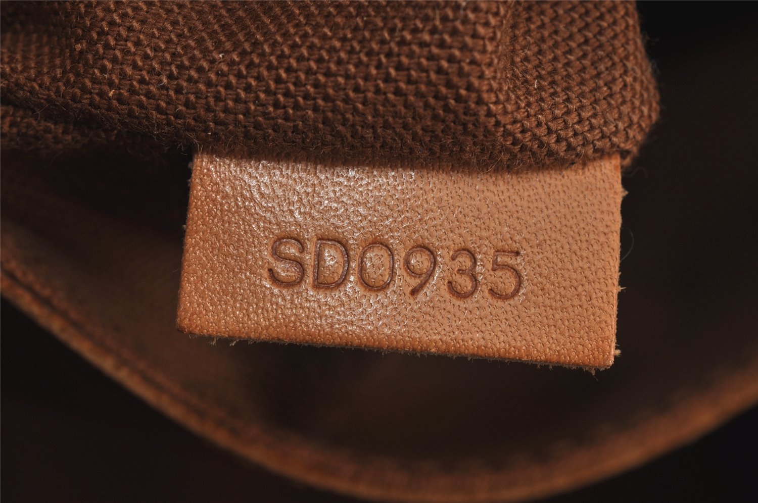 Authentic Louis Vuitton Monogram Alma Hand Bag Purse M51130 LV 5943J