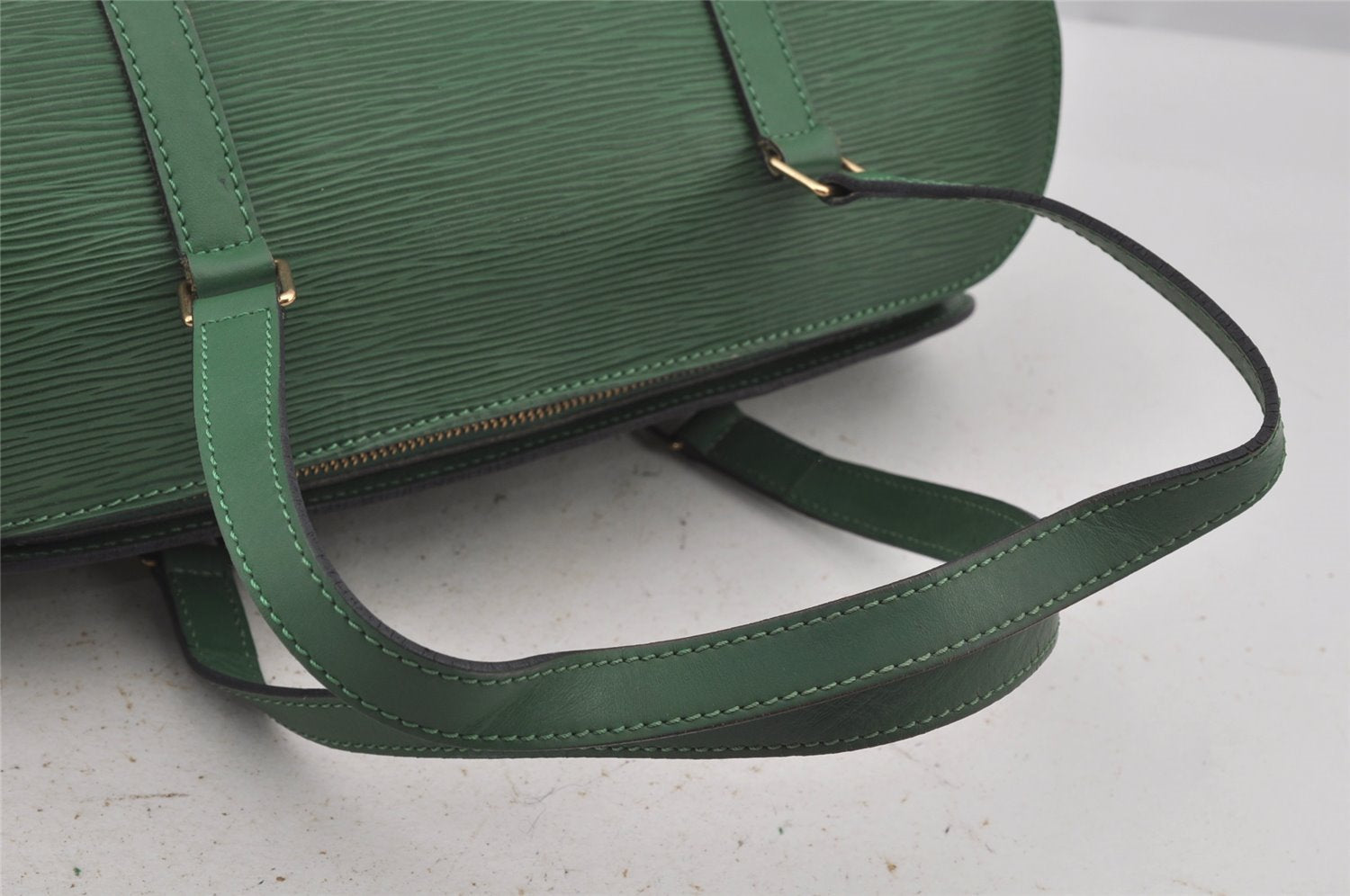 Authentic Louis Vuitton Epi Soufflot Hand Bag Green M52224 LV 5944J