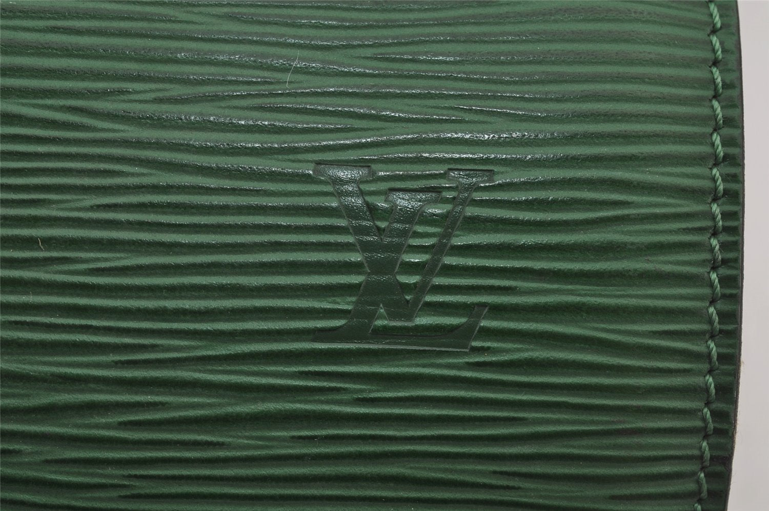 Authentic Louis Vuitton Epi Soufflot Hand Bag Green M52224 LV 5944J