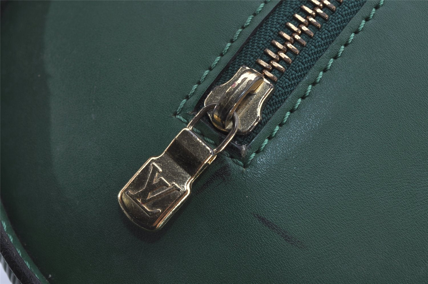 Authentic Louis Vuitton Epi Soufflot Hand Bag Green M52224 LV 5944J