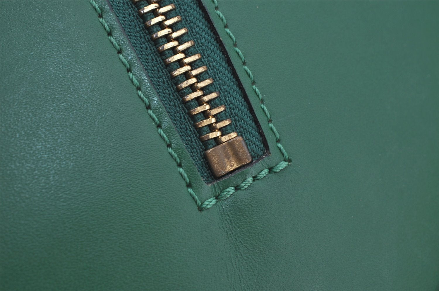 Authentic Louis Vuitton Epi Soufflot Hand Bag Green M52224 LV 5944J