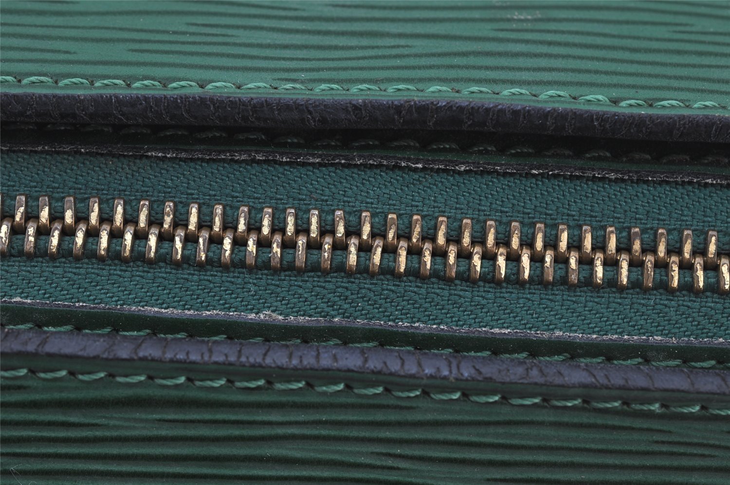 Authentic Louis Vuitton Epi Soufflot Hand Bag Green M52224 LV 5944J