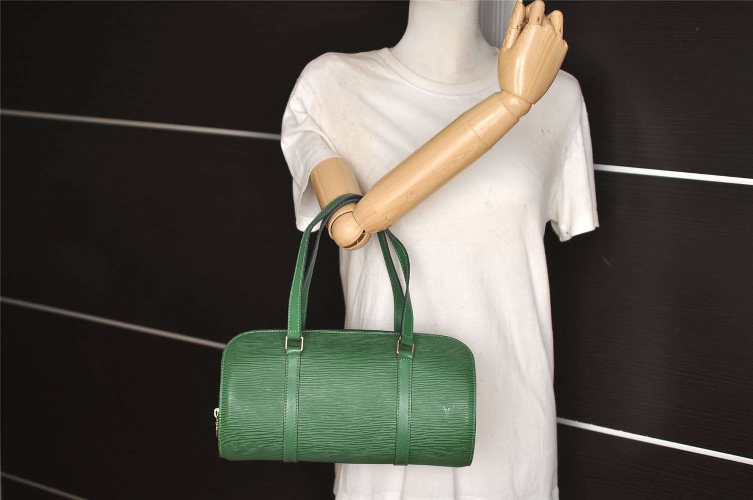 Authentic Louis Vuitton Epi Soufflot Hand Bag Green M52224 LV 5944J