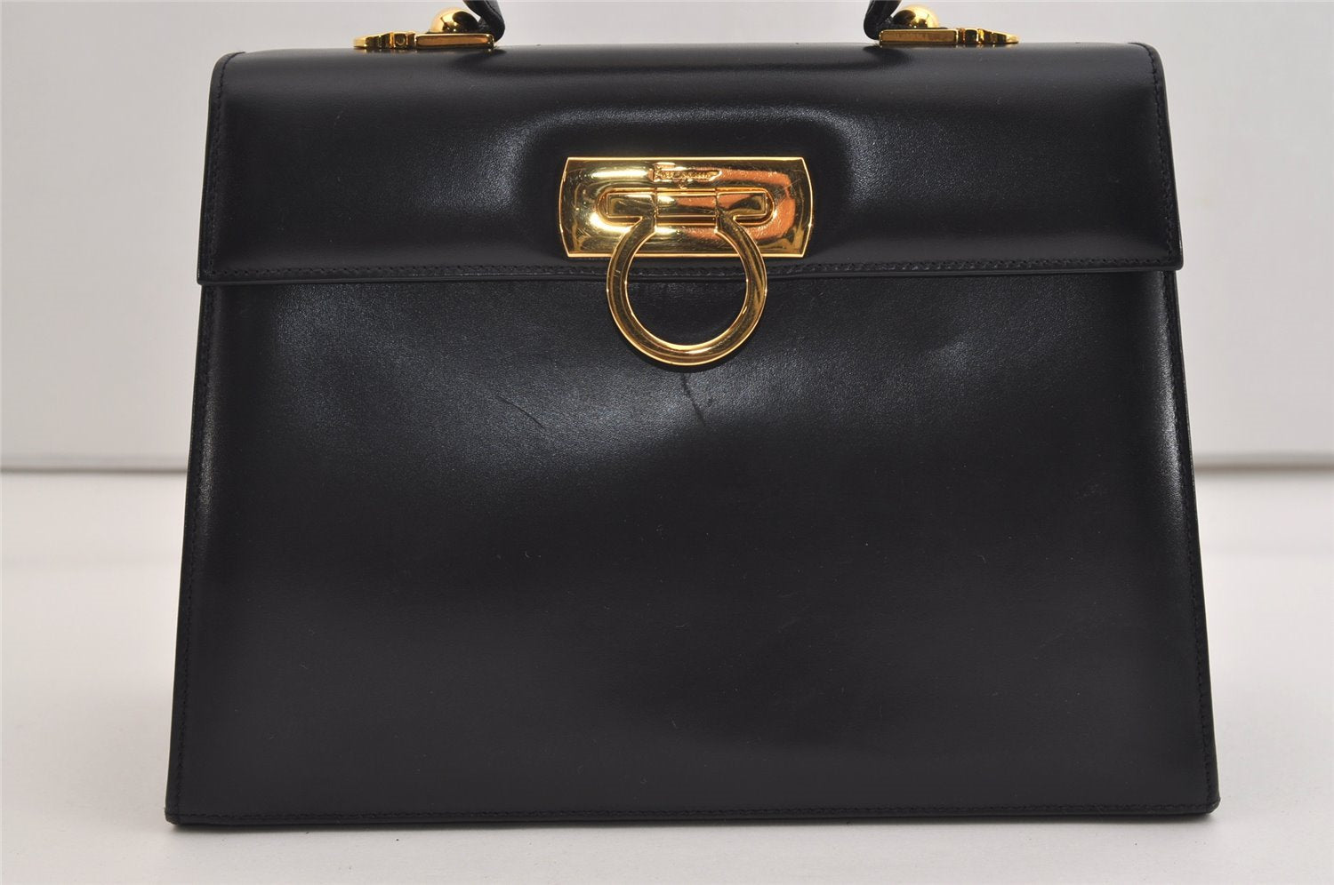 Authentic Salvatore Ferragamo Gancini Leather 2Way Shoulder Hand Bag Black 5947J