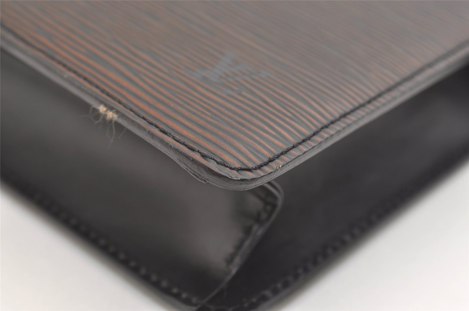 Authentic Louis Vuitton Epi Pochette Homme Clutch Hand Bag Black M52522 LV 5948J