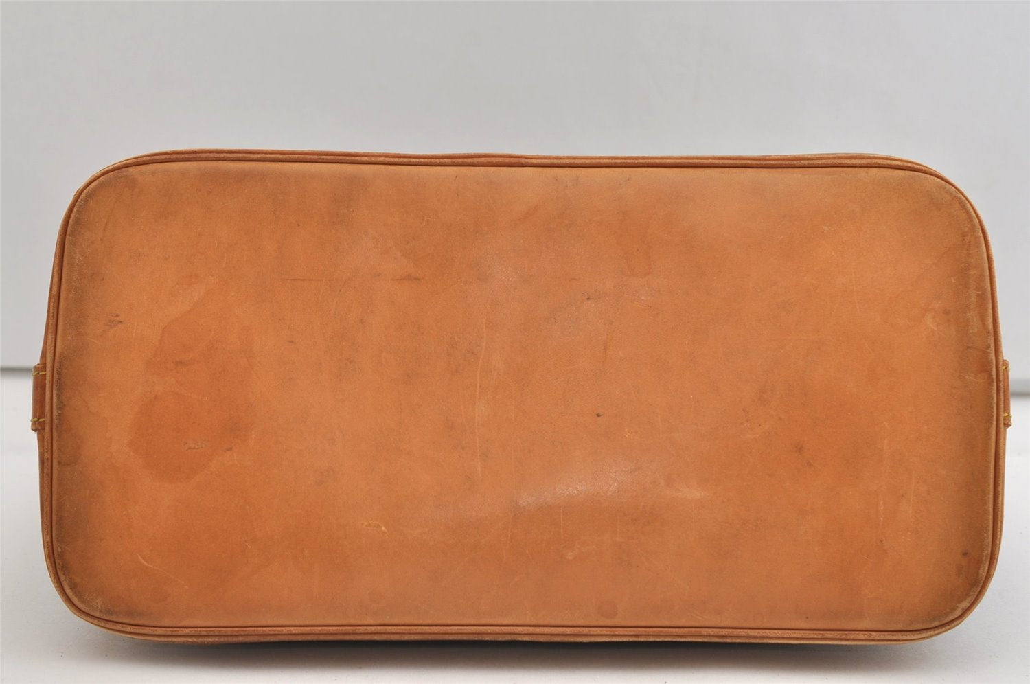 Authentic Louis Vuitton Monogram Alma Hand Bag Purse M51130 LV 5956J