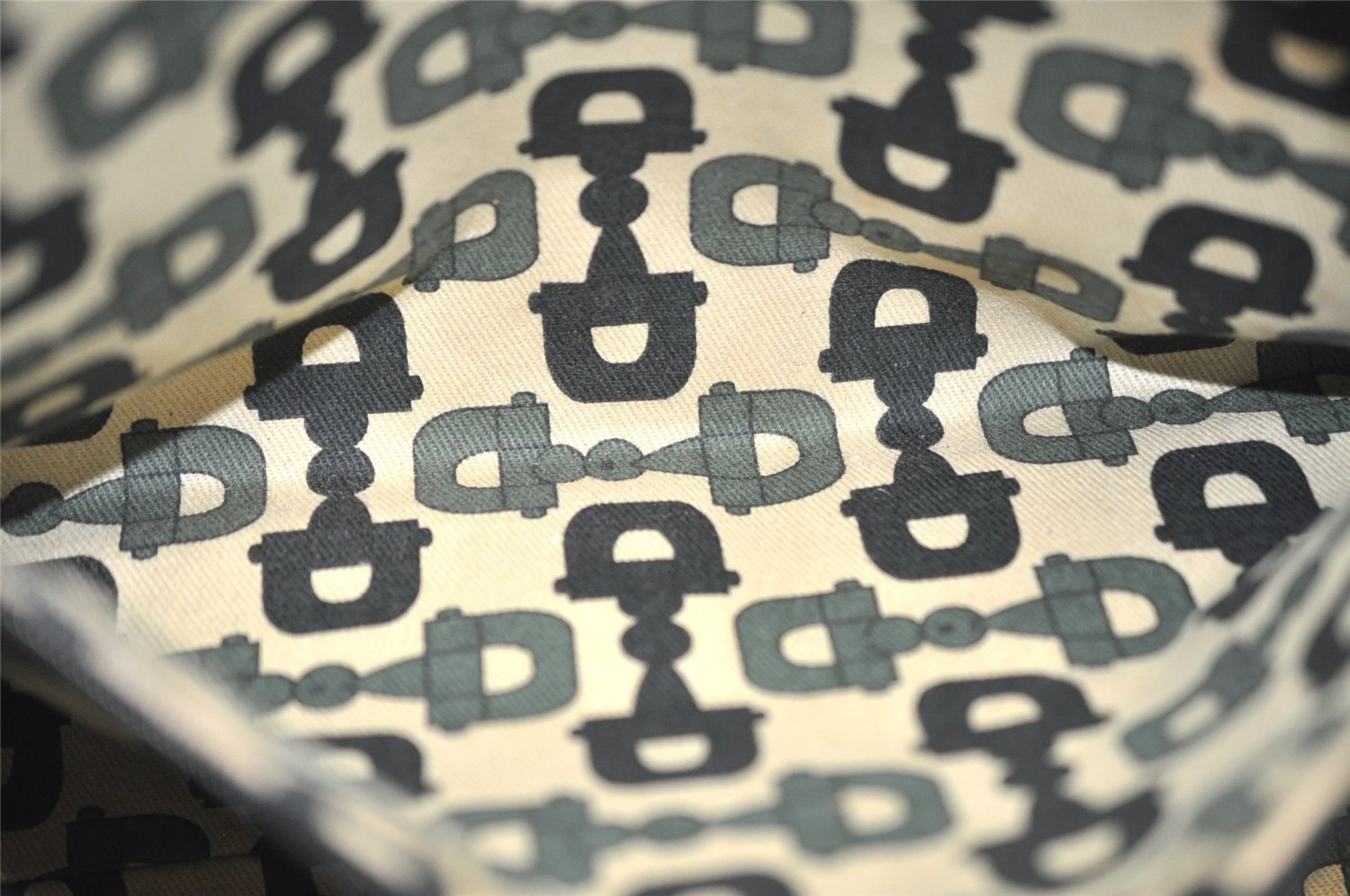 Authentic GUCCI Guccissima Abbey Shoulder Tote Bag GG Leather 141470 Black 5957I