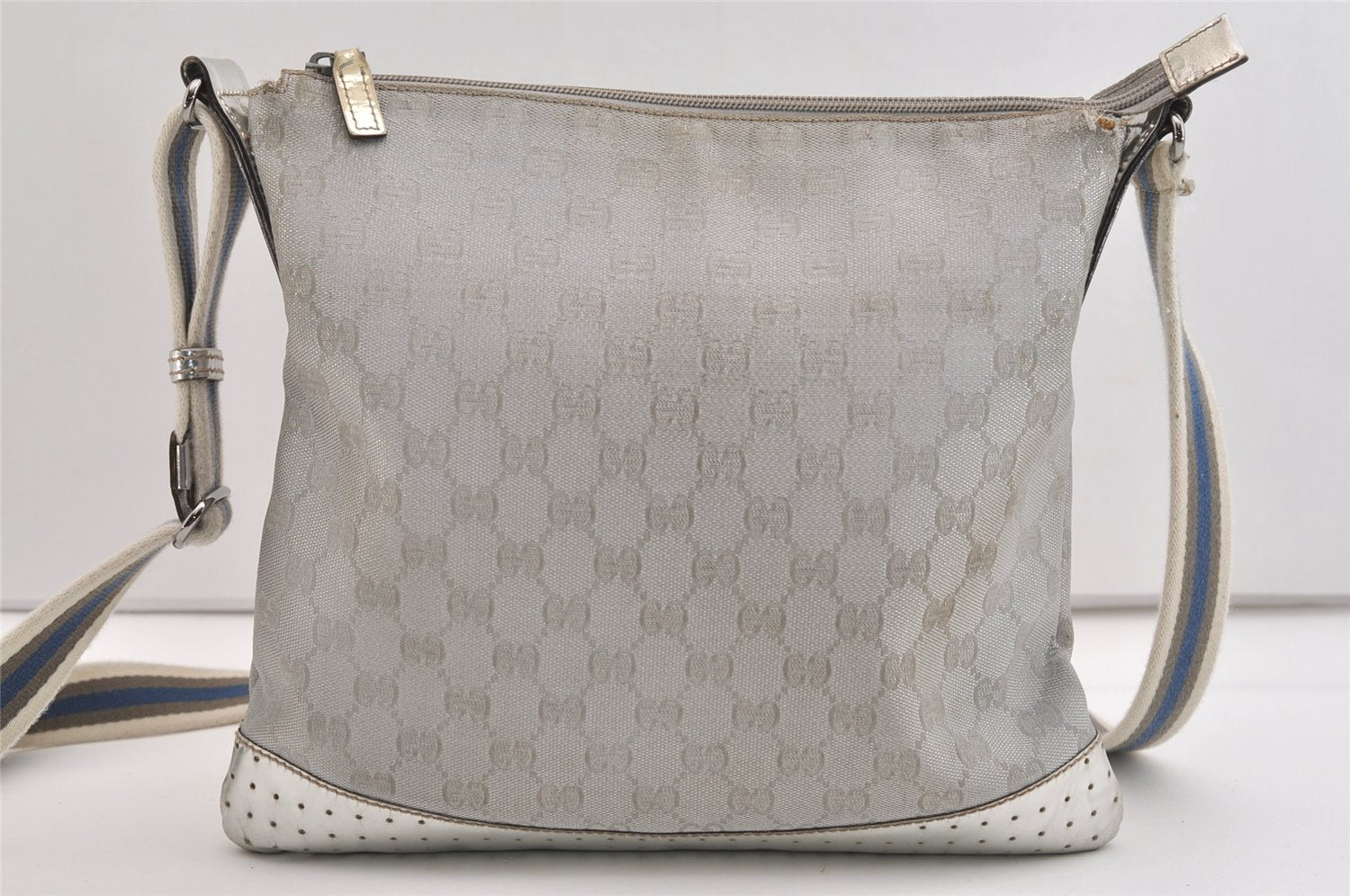 Authentic GUCCI Shoulder Cross Body Bag GG Canvas Leather 145857 Silver 5958J