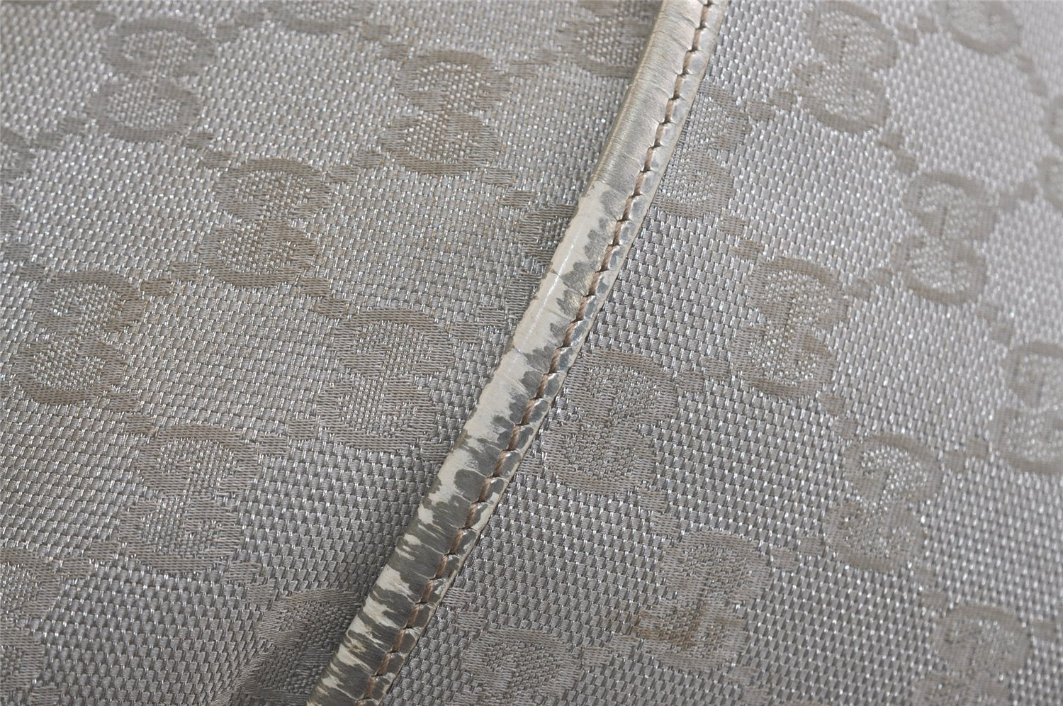 Authentic GUCCI Shoulder Cross Body Bag GG Canvas Leather 145857 Silver 5958J