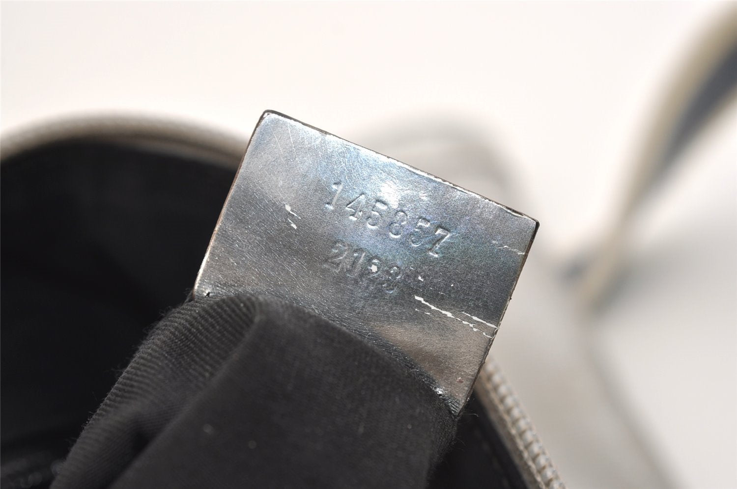 Authentic GUCCI Shoulder Cross Body Bag GG Canvas Leather 145857 Silver 5958J