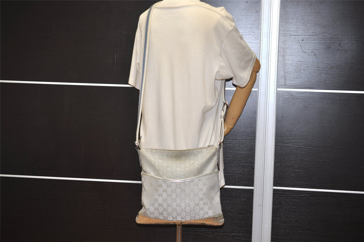 Authentic GUCCI Shoulder Cross Body Bag GG Canvas Leather 145857 Silver 5958J