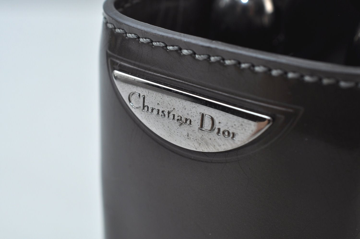 Authentic Christian Dior Maris Pearl Hand Tote Bag Purse Enamel Brown 5975J