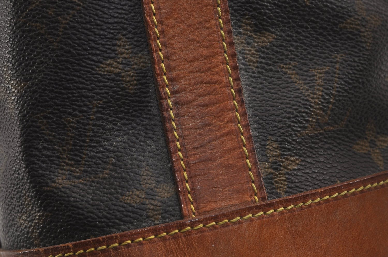 Authentic Louis Vuitton Monogram Randonnee PM Shoulder Bag M42243 LV 5982J