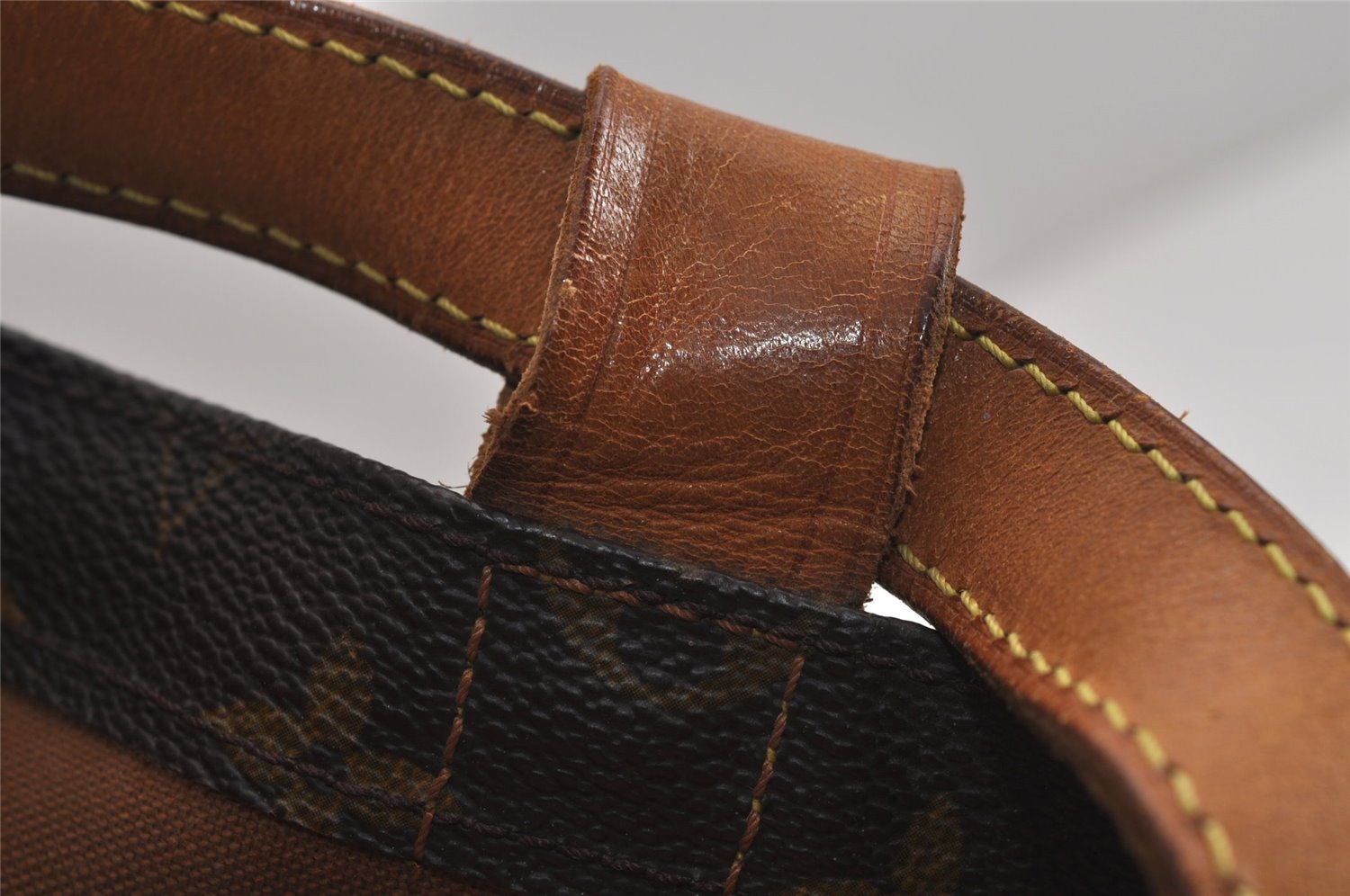 Authentic Louis Vuitton Monogram Randonnee PM Shoulder Bag M42243 LV 5982J