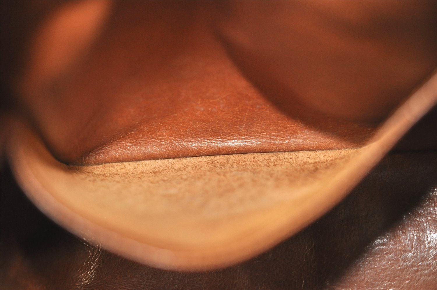 Authentic Louis Vuitton Monogram Sac Bandouliere 30 Shoulder Bag Old Model 5986I