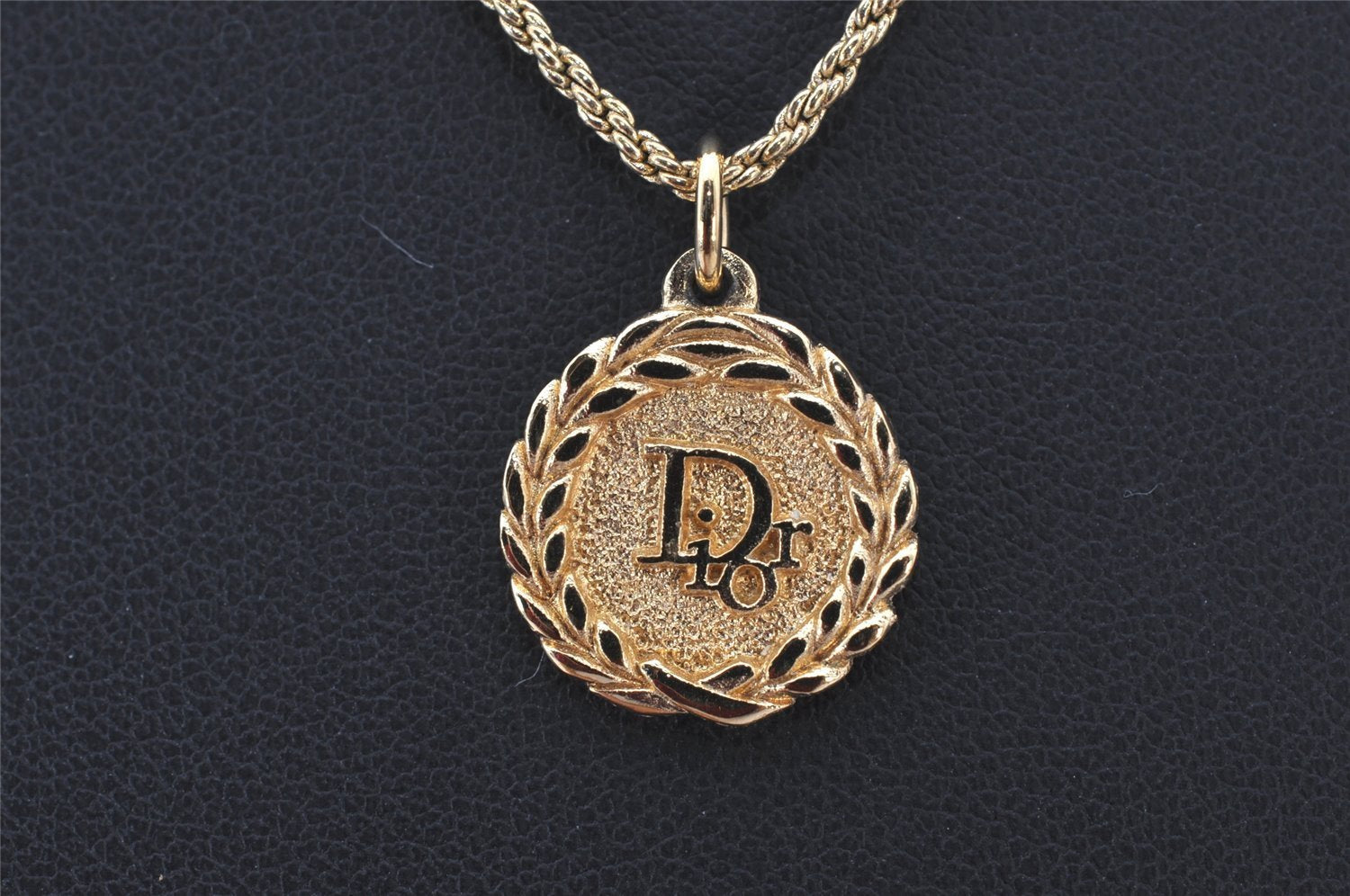 Authentic Christian Dior Gold Tone Chain Pendant Necklace CD 5988K