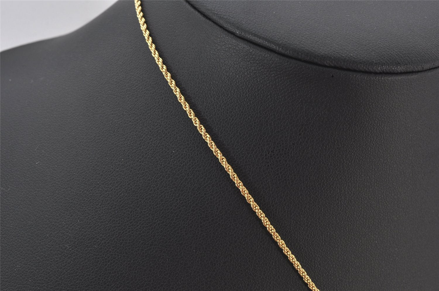 Authentic Christian Dior Gold Tone Chain Pendant Necklace CD 5988K