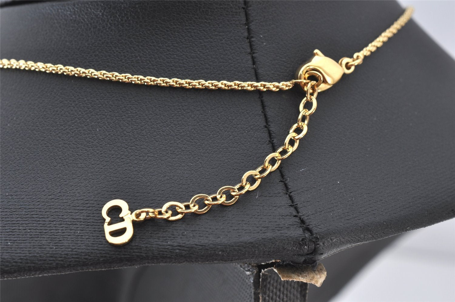 Authentic Christian Dior Gold Tone Chain Pendant Necklace CD 5988K