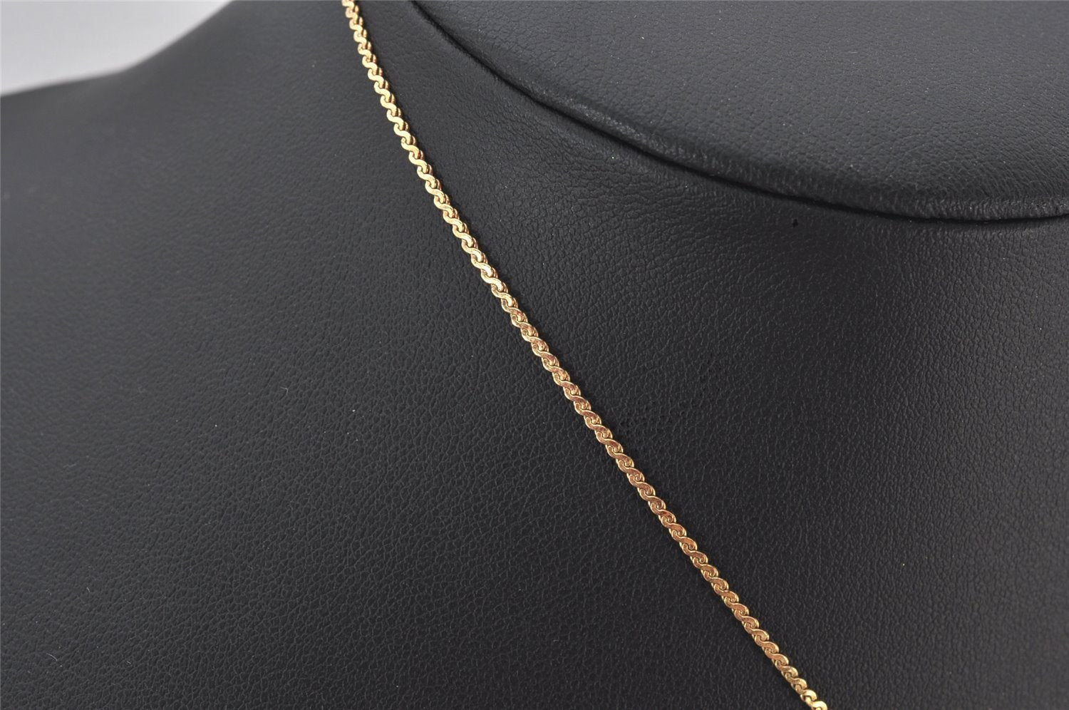 Authentic Christian Dior Gold Tone Chain Pendant Necklace CD 5990K