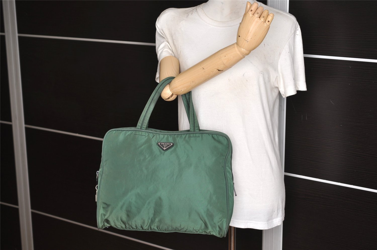 Authentic PRADA Nylon Tessuto Leather Shoulder Hand Bag Purse Green 5999K