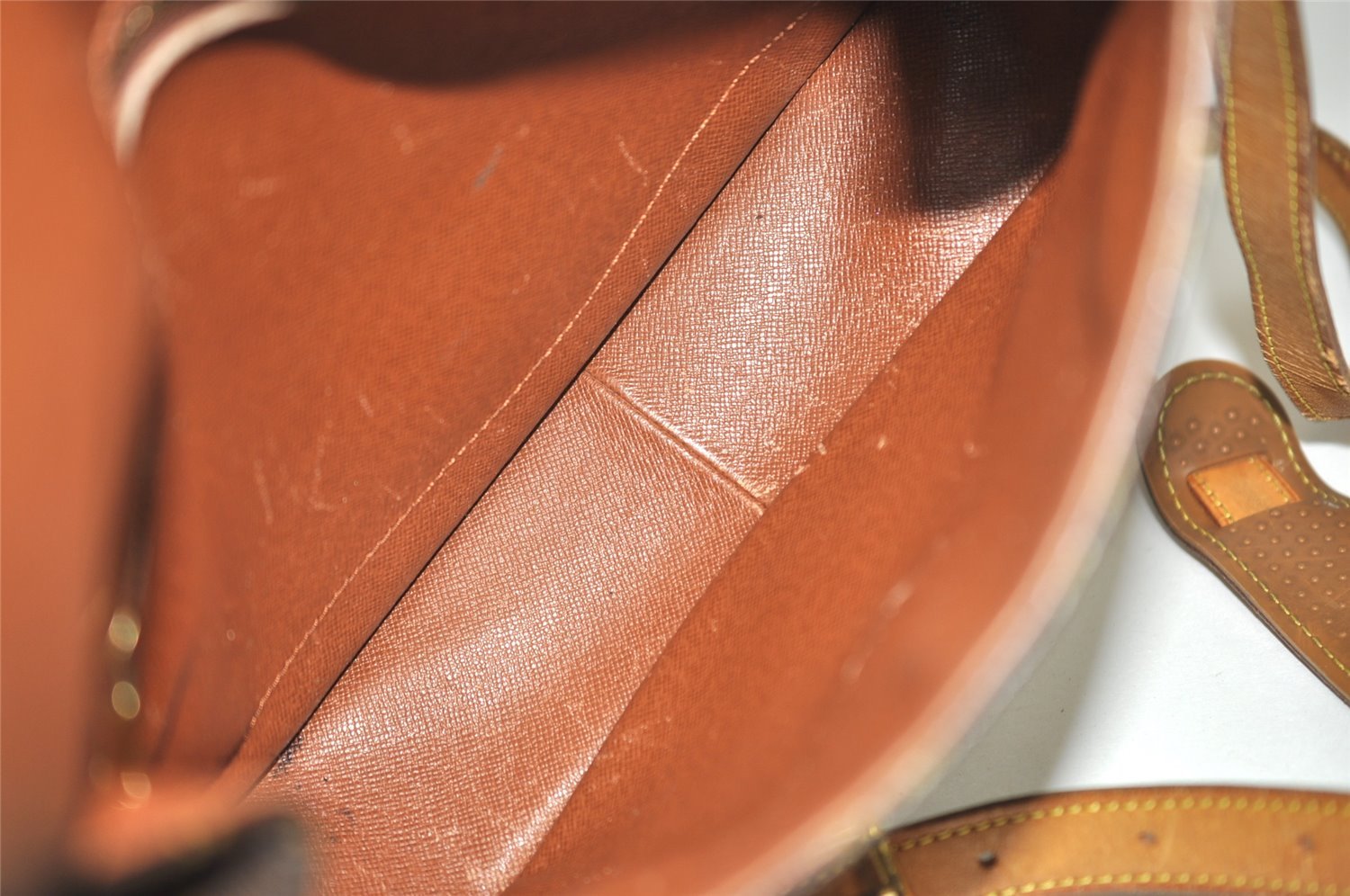 Authentic Louis Vuitton Monogram Saint Cloud GM M51242 Shoulder Cross Bag 6010J