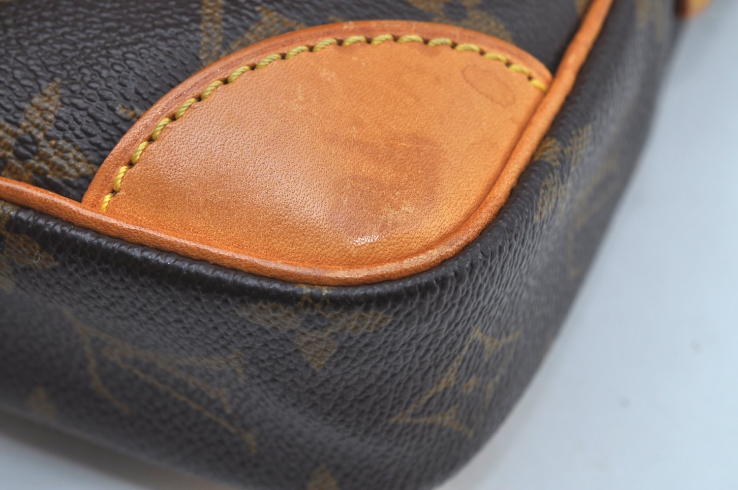 Authentic Louis Vuitton Monogram Danube Shoulder Crossbody Bag M45266 Junk 6012J