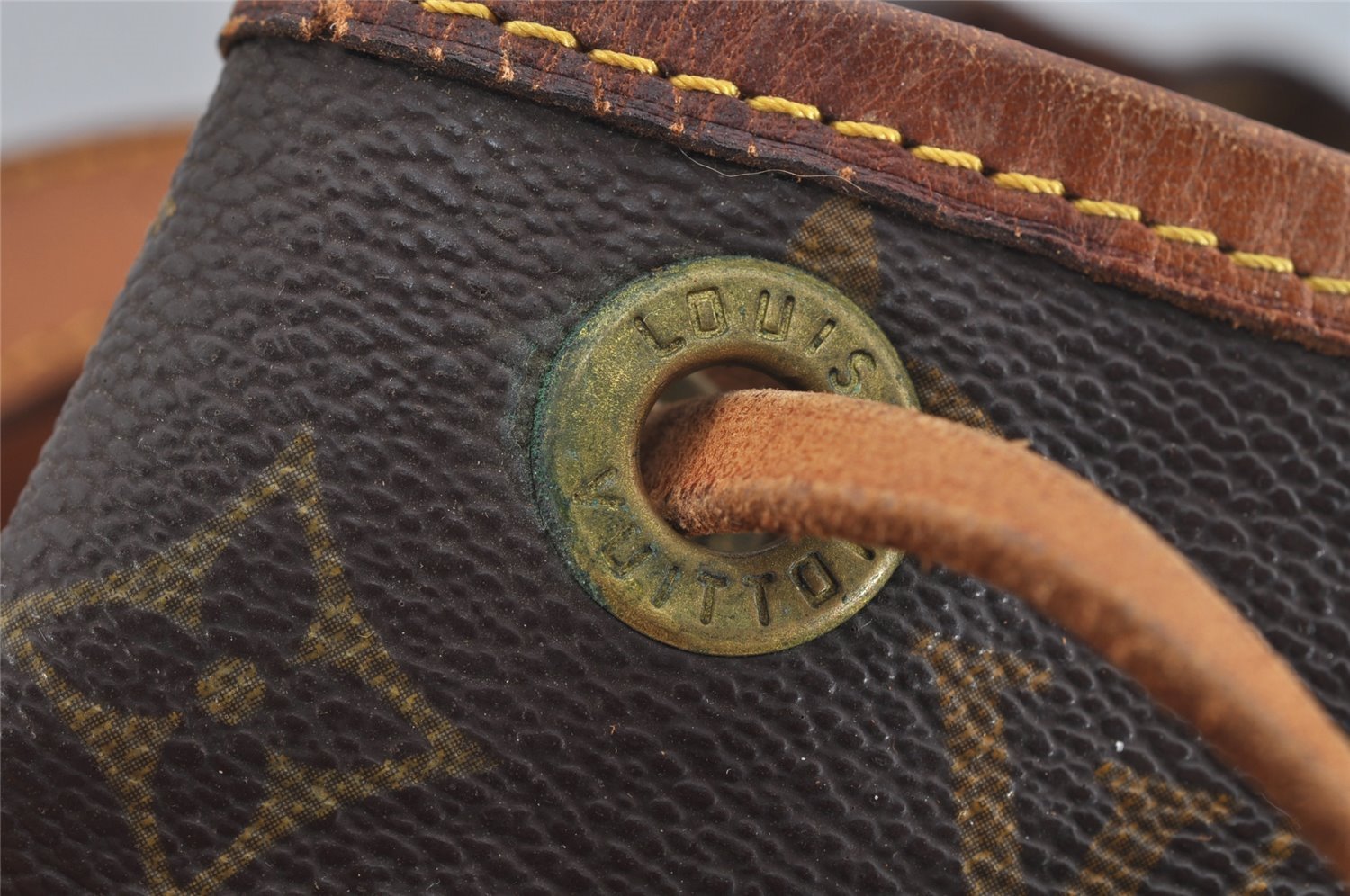 Authentic Louis Vuitton Monogram Petit Noe M42226 Shoulder Drawstring Bag 6017J