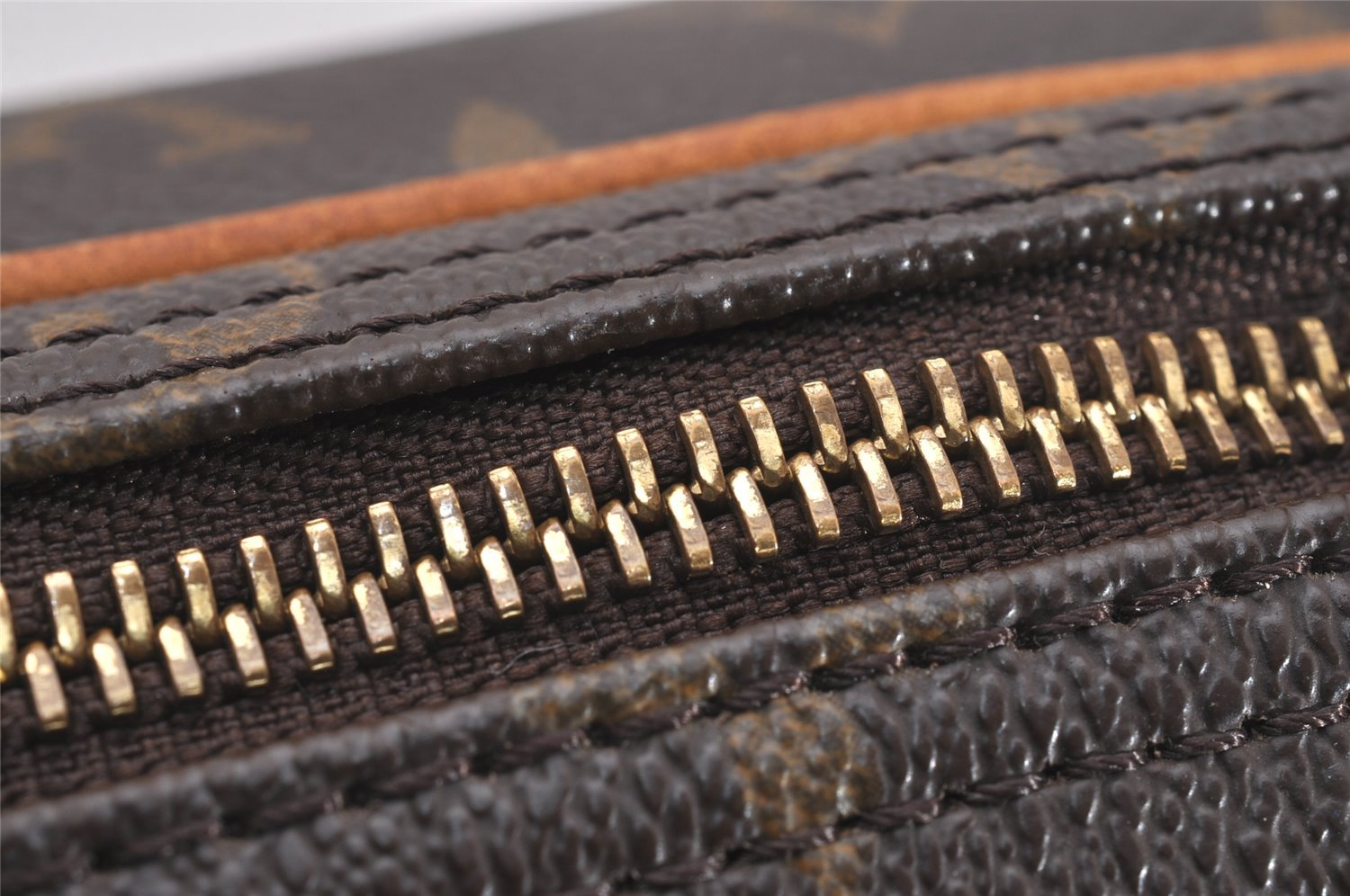 Authentic Louis Vuitton Monogram Reporter PM Shoulder Cross Bag M45254 LV 6020J