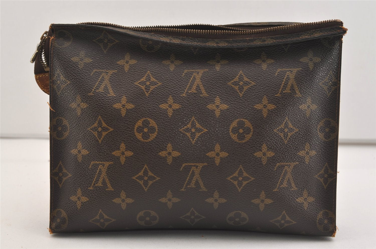 Authentic Louis Vuitton Monogram Poche Toilette 26 Pouch Old Model Junk 6026J