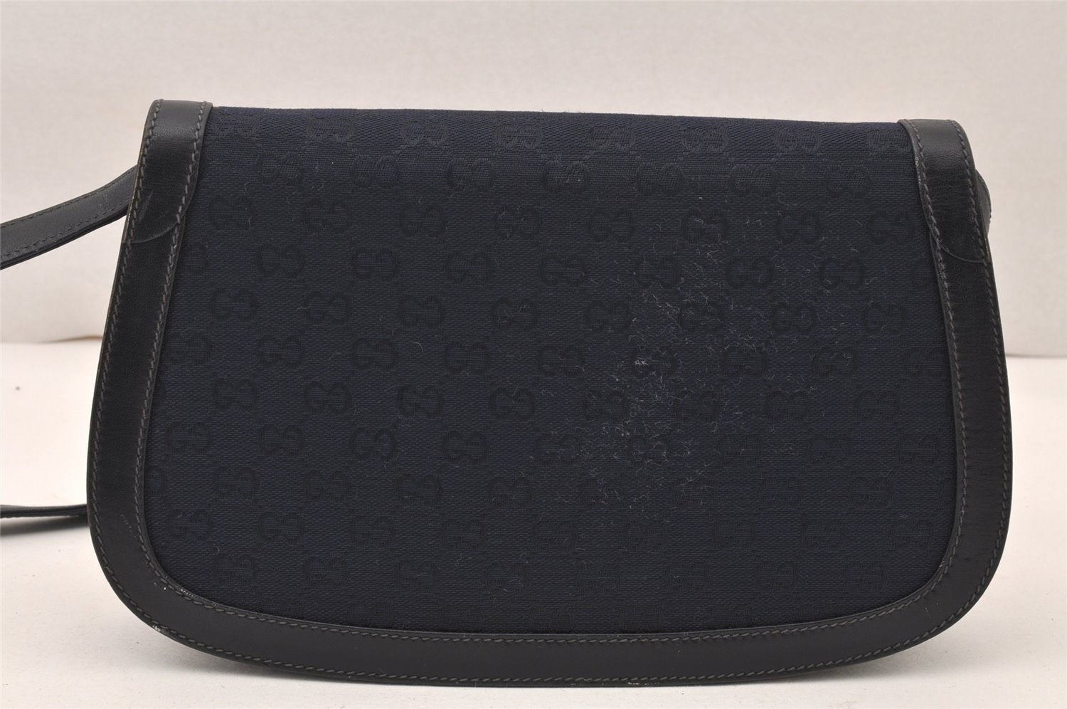 Authentic GUCCI Shoulder Cross Body Bag Purse GG Canvas Leather Navy 6027K