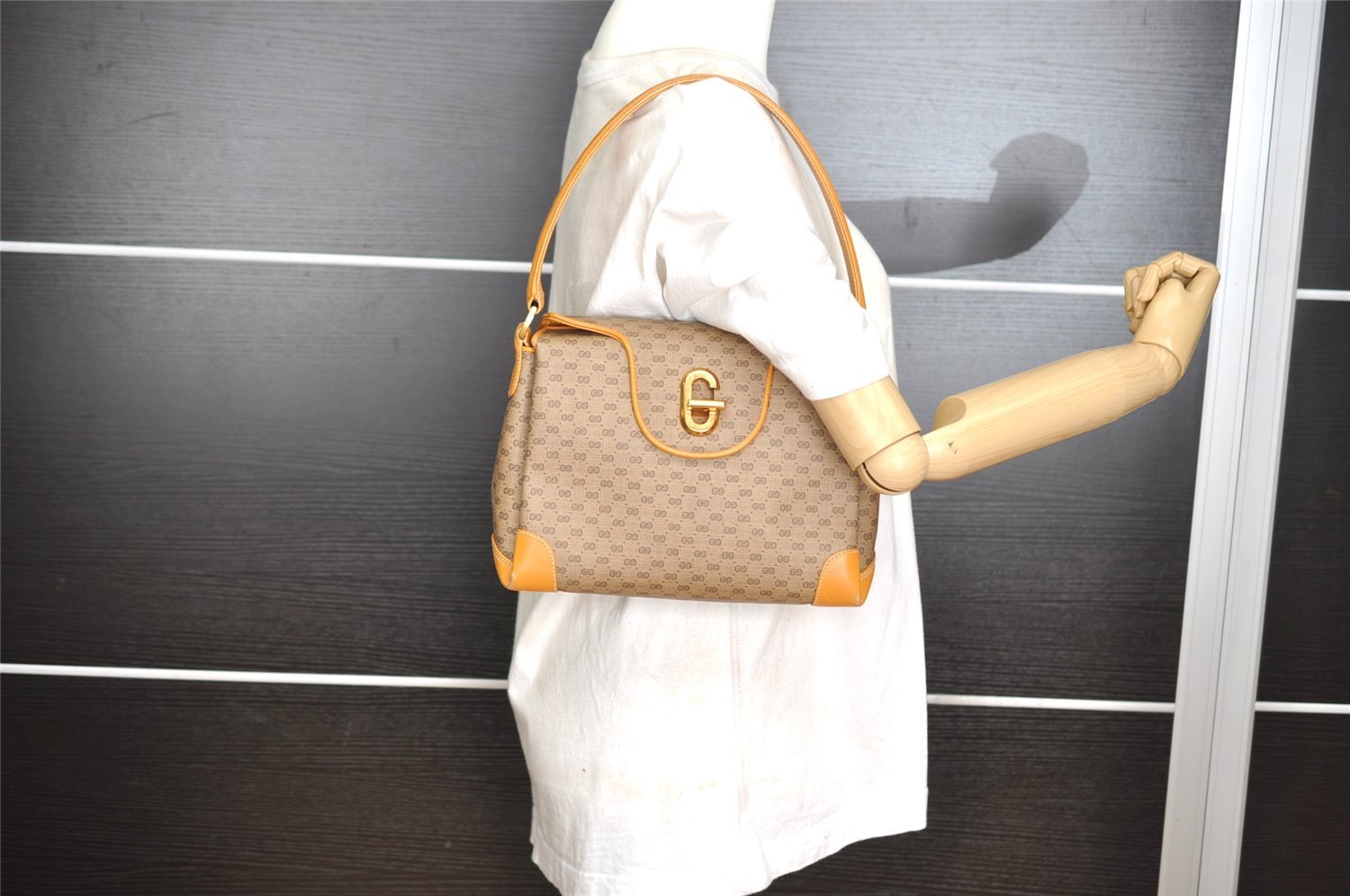 Authentic GUCCI Micro GG PVC Leather Shoulder Hand Bag Purse Brown Junk 6030I