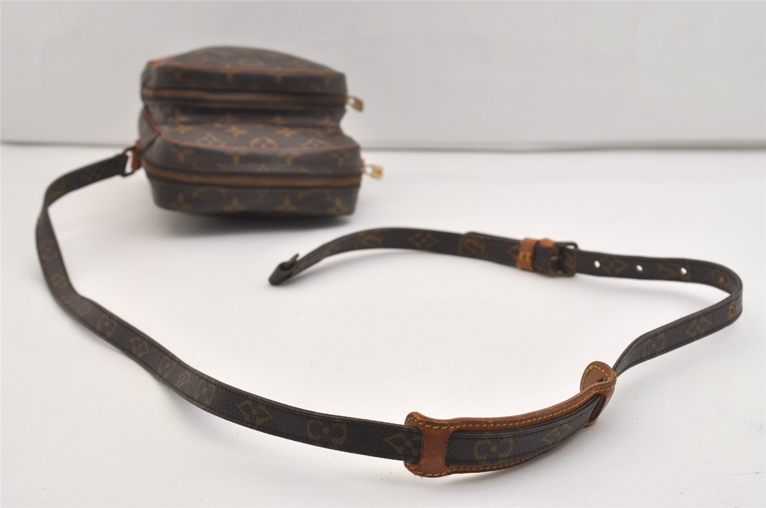 Auth Louis Vuitton Monogram Amazone Shoulder Cross Body Bag M45236 LV Junk 6030J