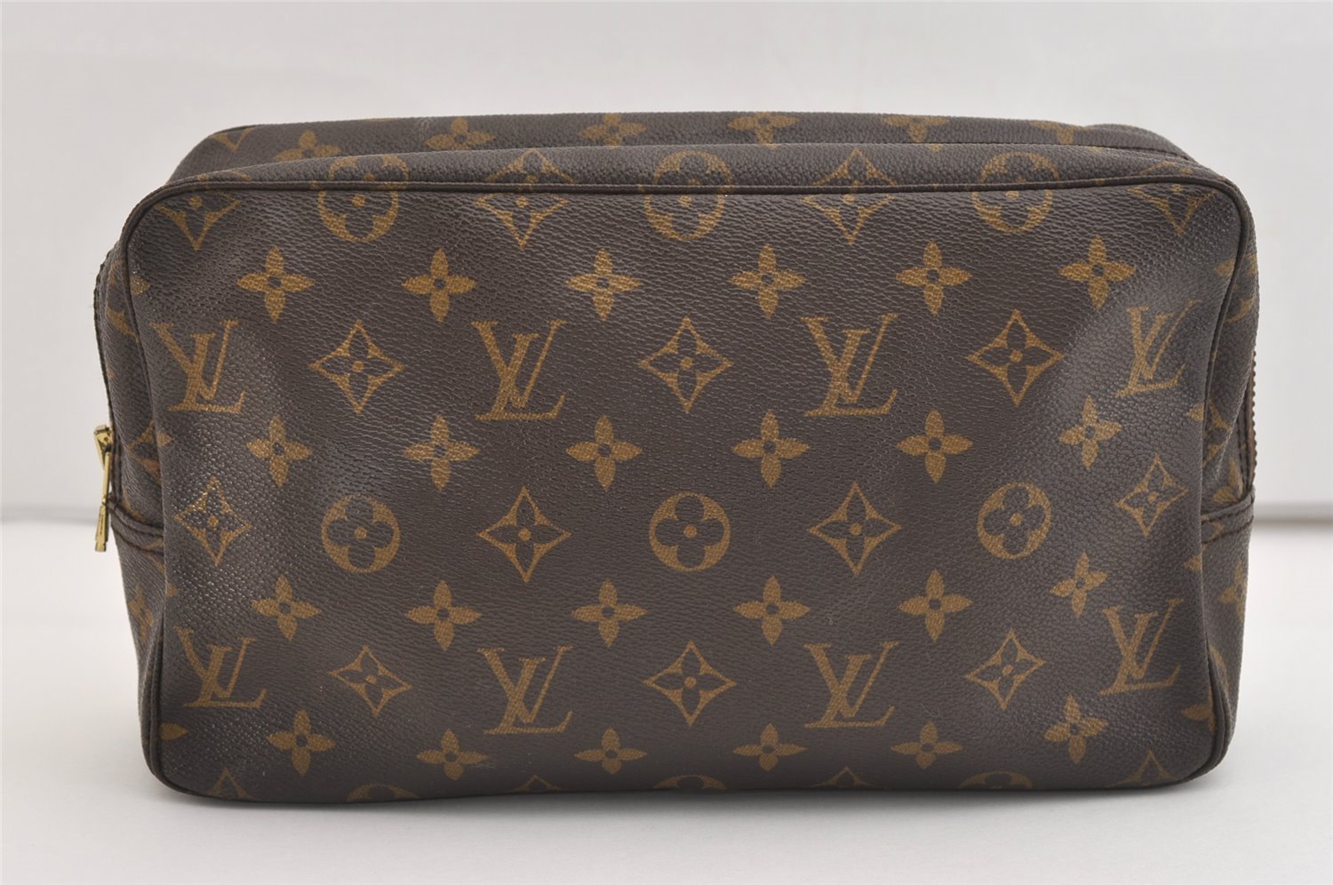 Authentic Louis Vuitton Monogram Trousse Toilette 28 Clutch Bag M47522 LV 6031J