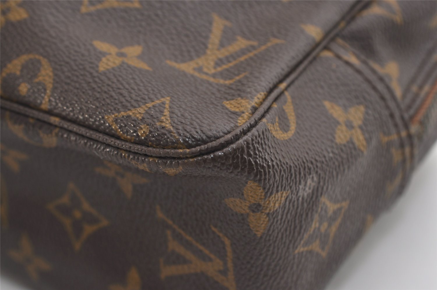 Authentic Louis Vuitton Monogram Trousse Toilette 28 Clutch Bag M47522 LV 6031J