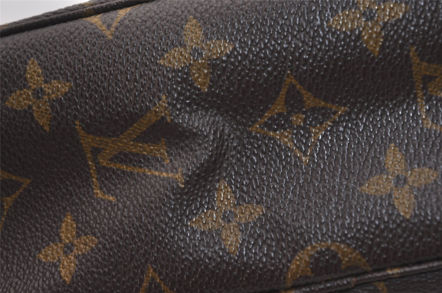 Authentic Louis Vuitton Monogram Trousse Toilette 28 Clutch Bag M47522 LV 6031J